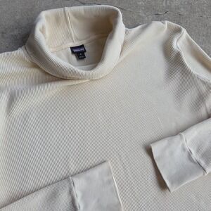 Patagonia Waffle Knit Turtleneck Sz M Cream Gorpcore Organic Cotton Basic Layer